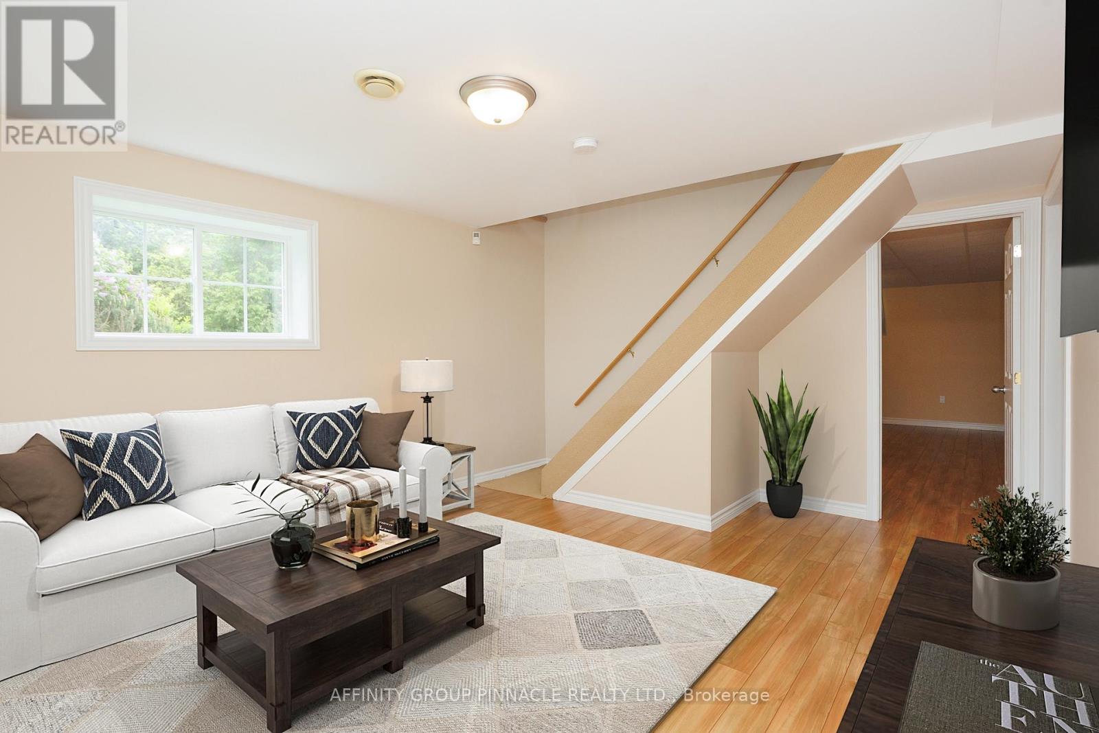 10 Champlain Boulevard, Kawartha Lakes (Lindsay), Ontario  K9V 0H9 - Photo 29 - X12564246