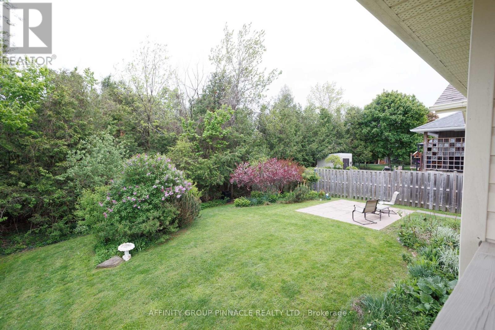 10 Champlain Boulevard, Kawartha Lakes (Lindsay), Ontario  K9V 0H9 - Photo 46 - X12564246