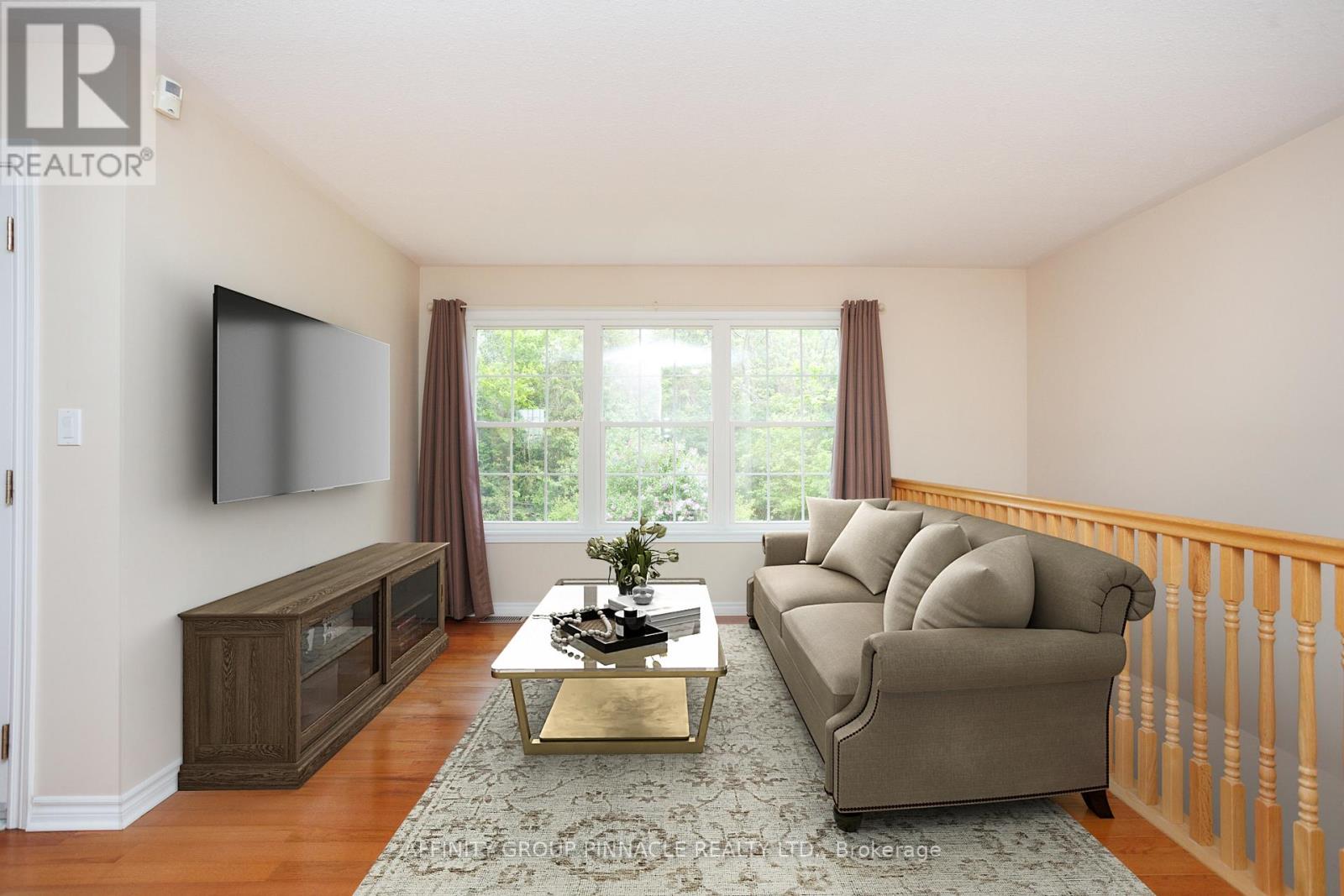 10 Champlain Boulevard, Kawartha Lakes (Lindsay), Ontario  K9V 0H9 - Photo 5 - X12564246