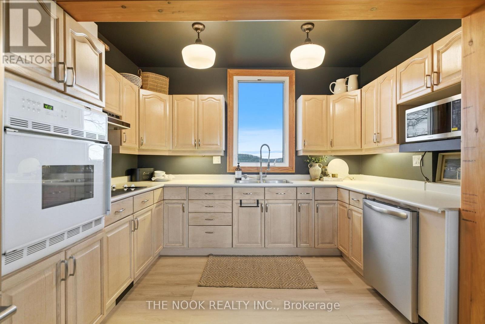 2132 County 10 Road, Cavan Monaghan (Cavan Twp), Ontario  L0A 1C0 - Photo 35 - X12564276