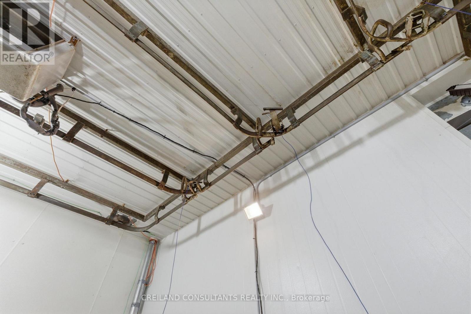 2133 Little Britain Road, Kawartha Lakes (Ops), Ontario  K9V 4R2 - Photo 16 - X12564026