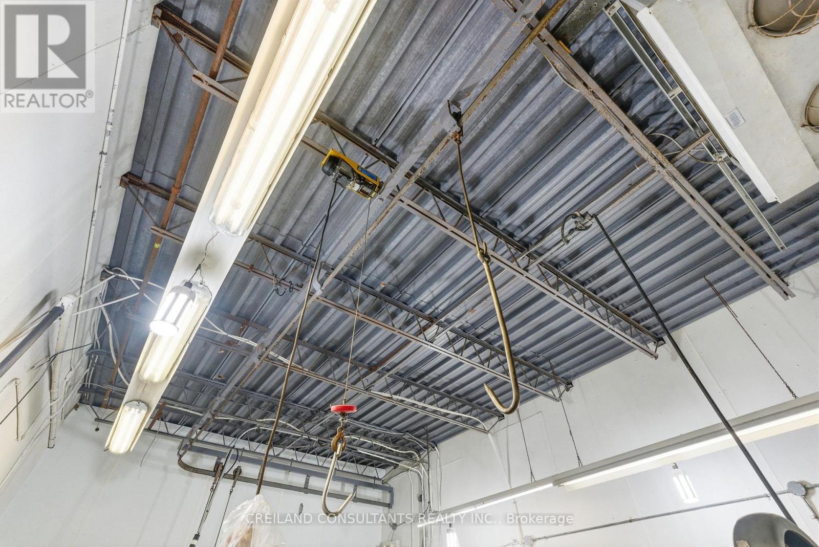 2133 Little Britain Road, Kawartha Lakes (Ops), Ontario  K9V 4R2 - Photo 17 - X12564026