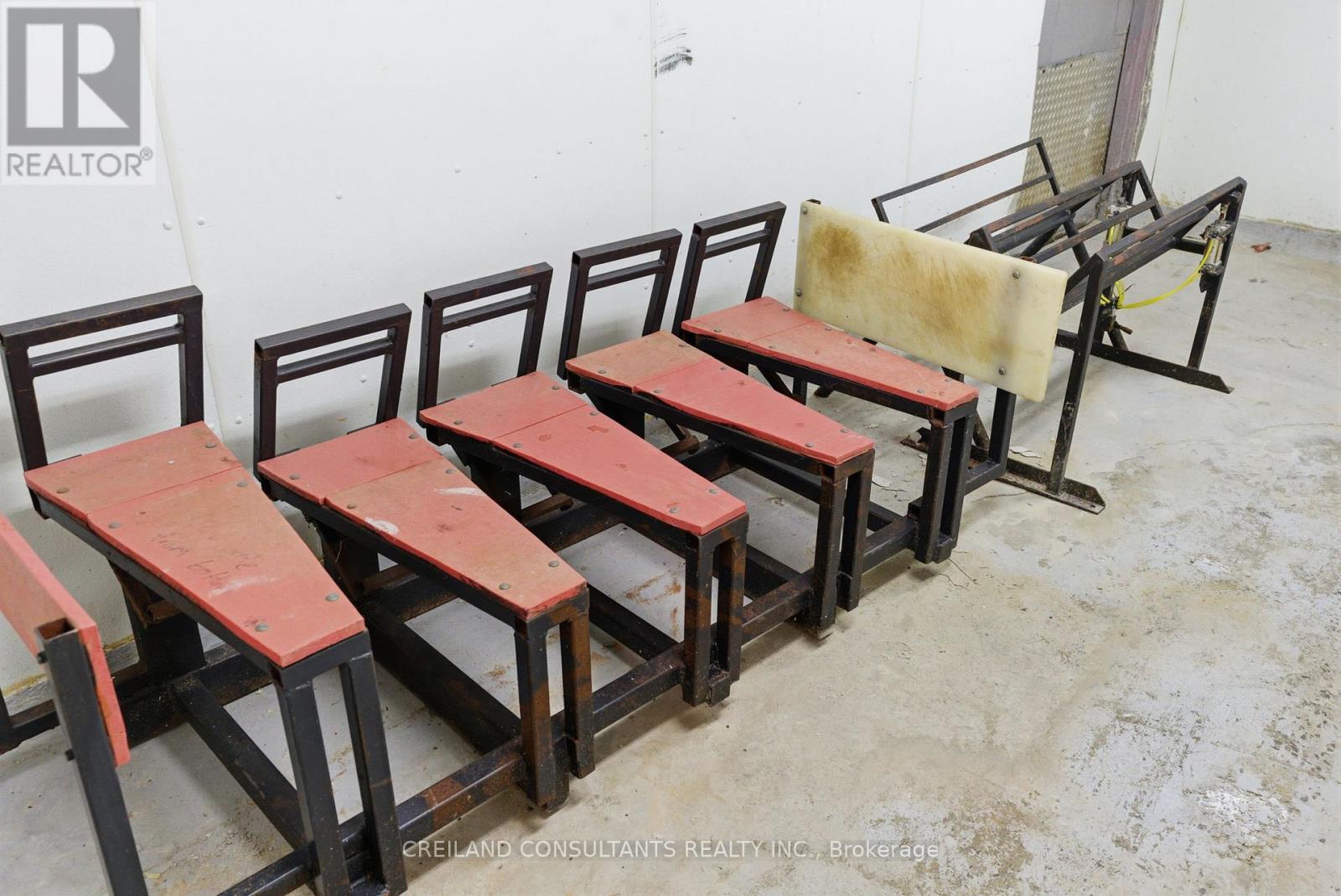 2133 Little Britain Road, Kawartha Lakes (Ops), Ontario  K9V 4R2 - Photo 14 - X12564040