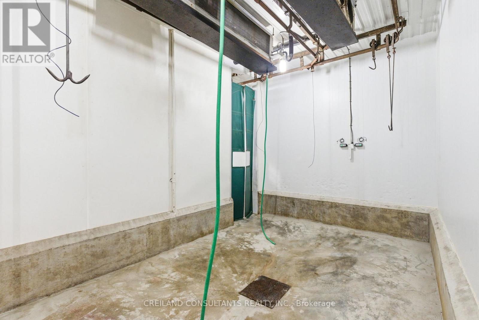 2133 Little Britain Road, Kawartha Lakes (Ops), Ontario  K9V 4R2 - Photo 33 - X12564040