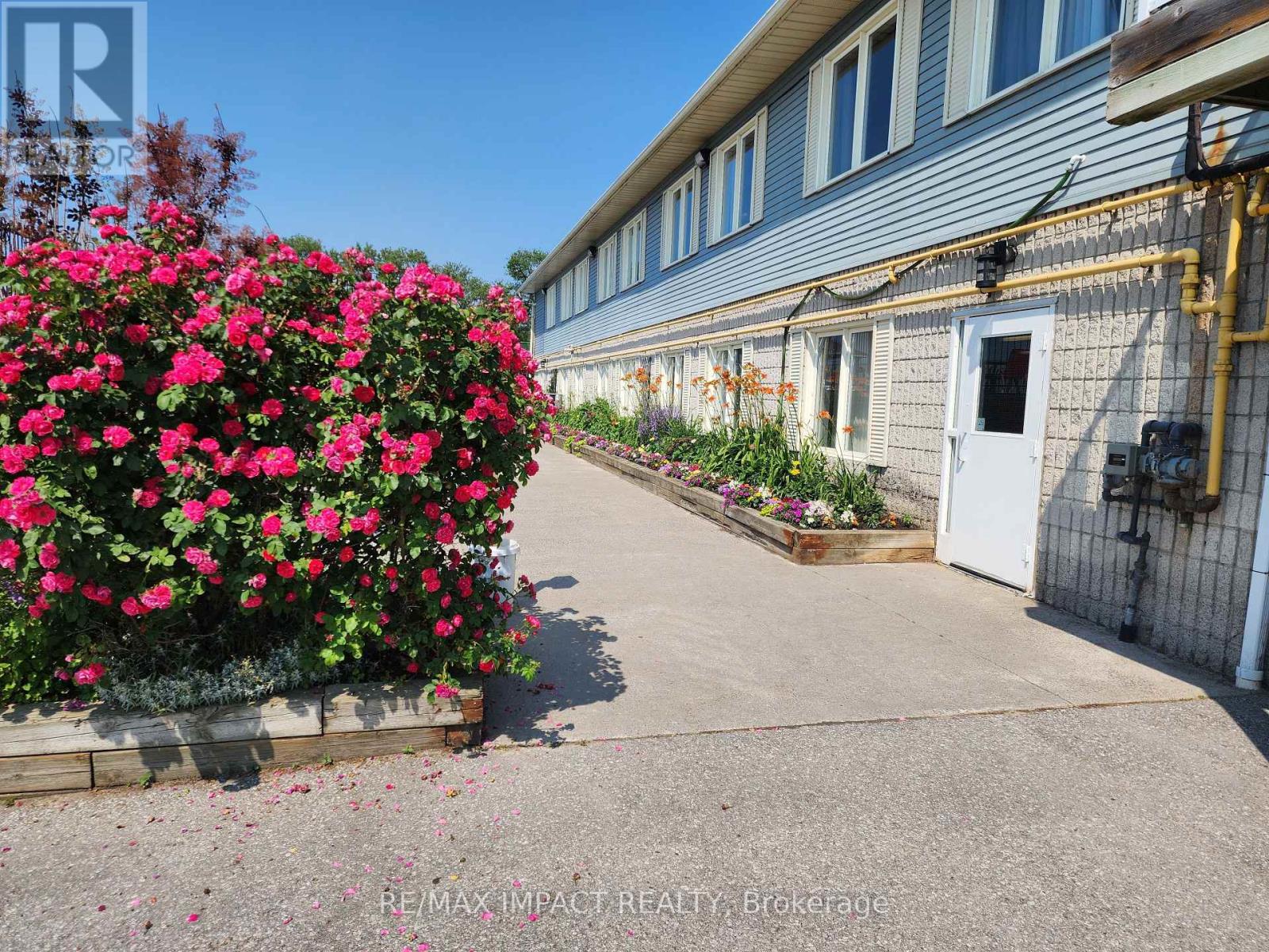 4 Champlain Court, Clarington (Newcastle), Ontario  L1B 1A5 - Photo 38 - E12564514