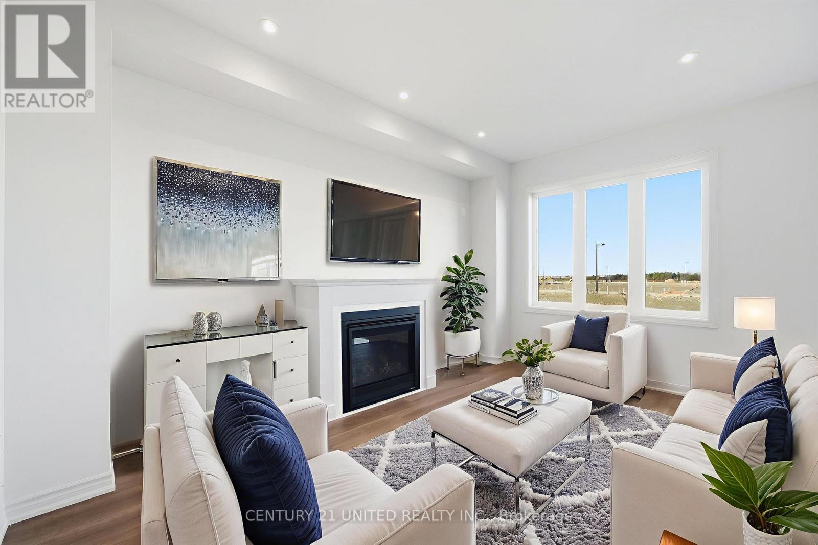 132 Sanderson Drive, Kawartha Lakes (Lindsay), Ontario  K9V 0S7 - Photo 11 - X12564488