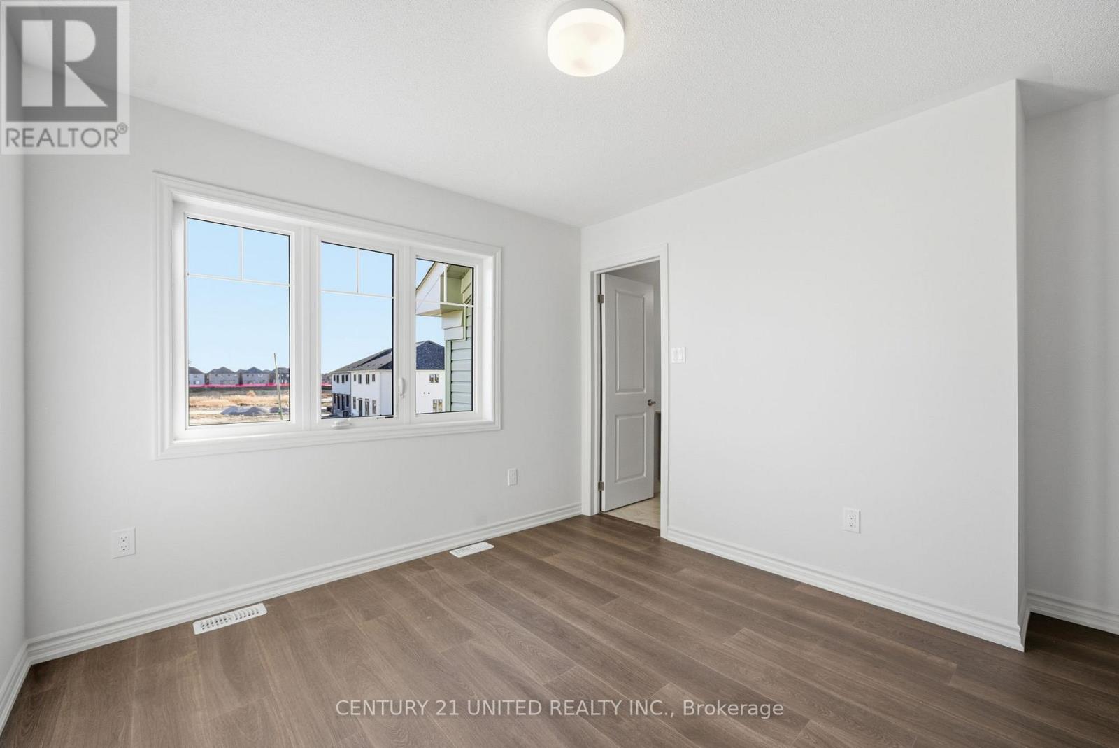 132 Sanderson Drive, Kawartha Lakes (Lindsay), Ontario  K9V 0S7 - Photo 29 - X12564488