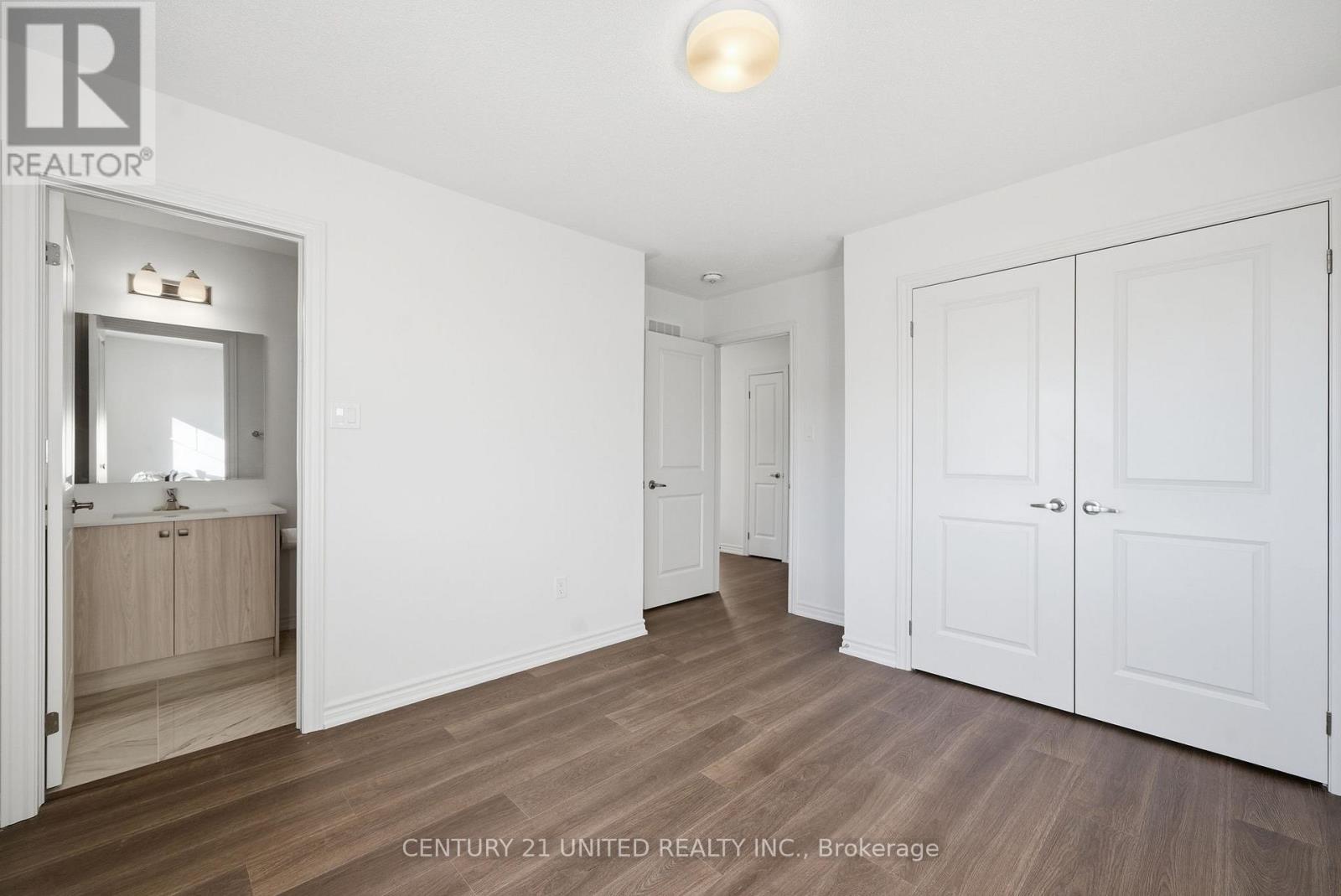 132 Sanderson Drive, Kawartha Lakes (Lindsay), Ontario  K9V 0S7 - Photo 30 - X12564488