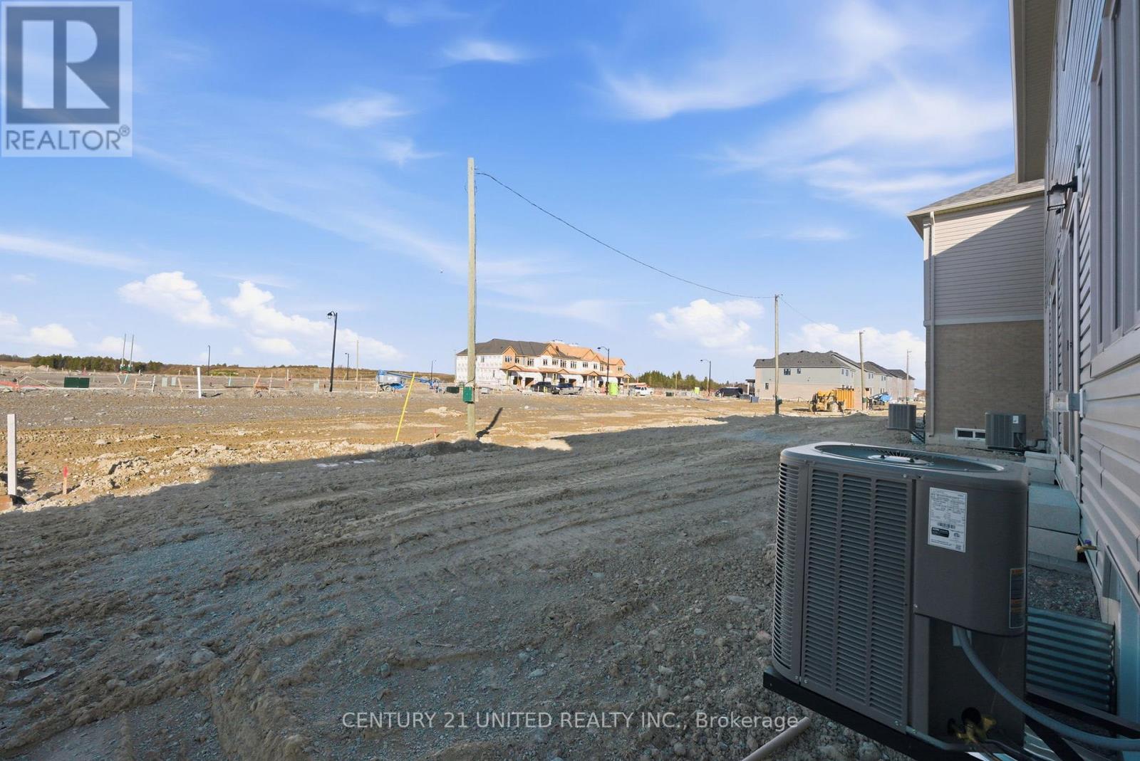 132 Sanderson Drive, Kawartha Lakes (Lindsay), Ontario  K9V 0S7 - Photo 46 - X12564488