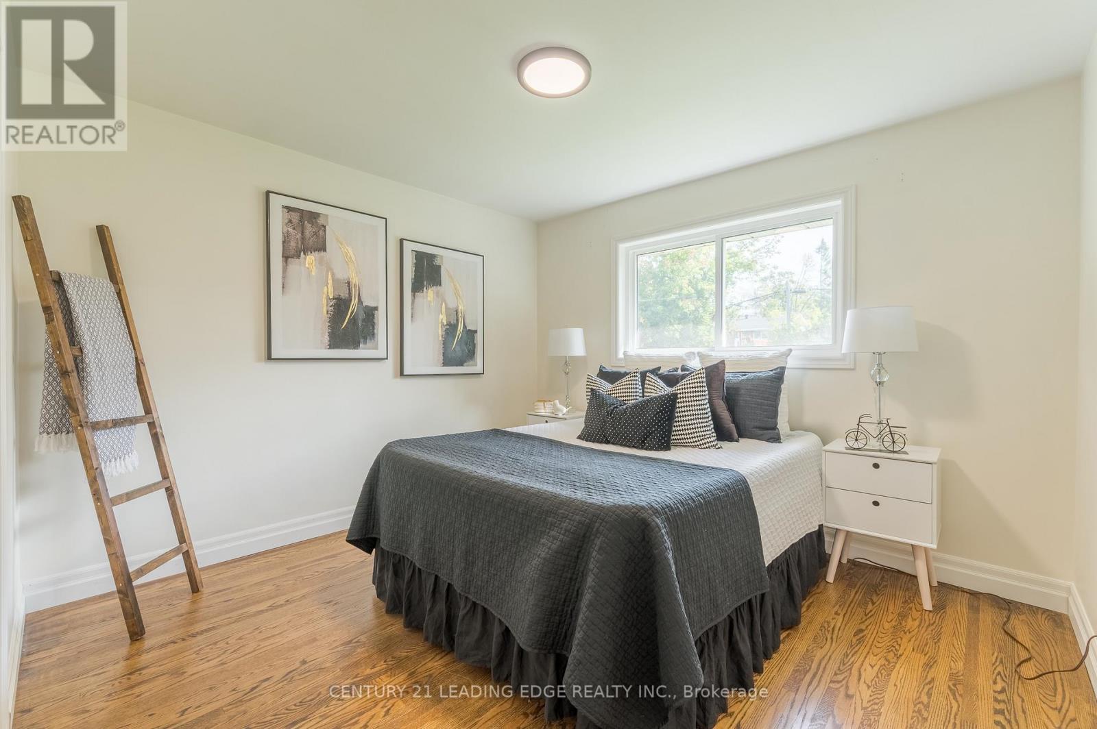 Upper - 18 Daleview Avenue, Peterborough (Monaghan Ward 2), Ontario  K9J 1L5 - Photo 19 - X12564774