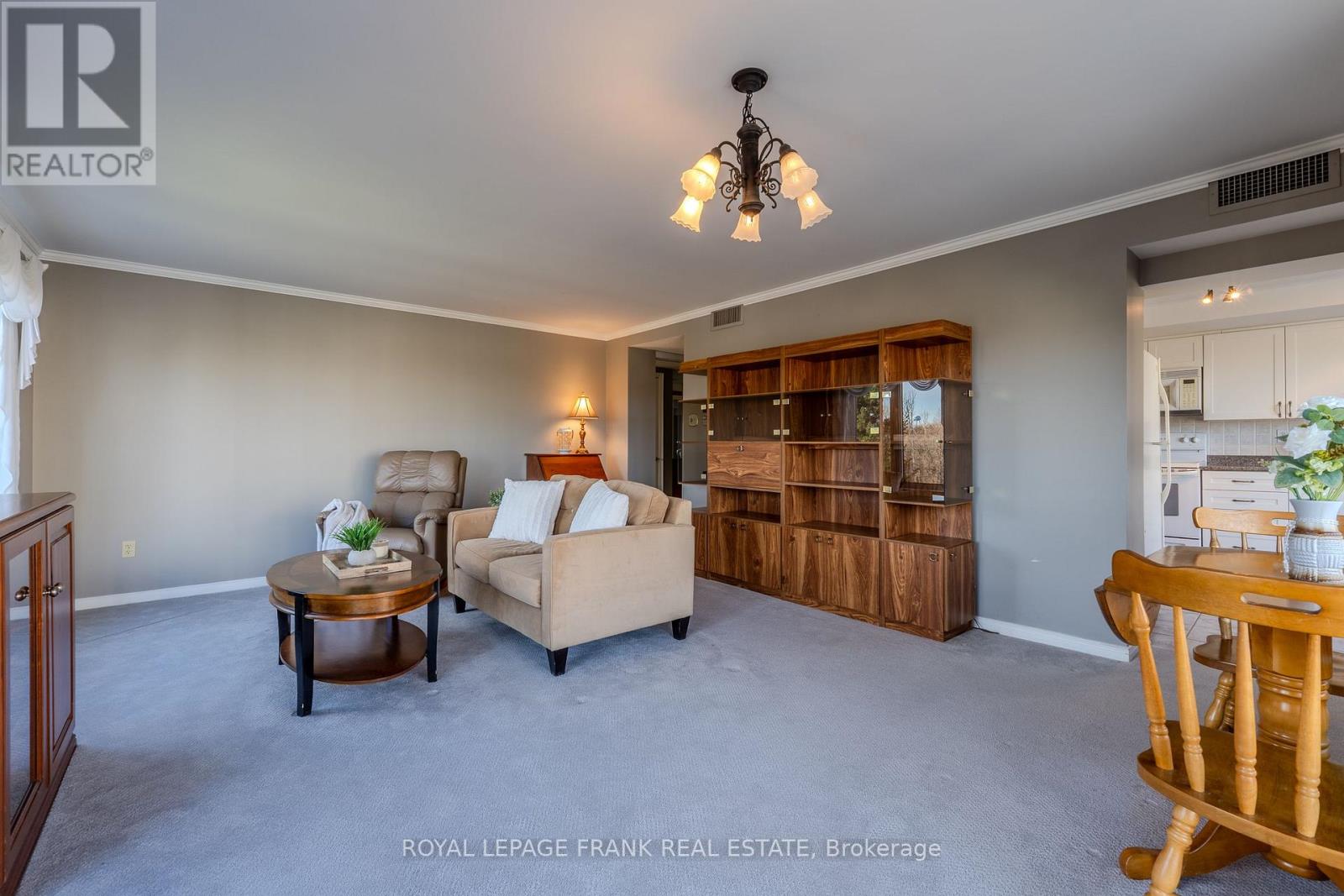 308 - 50 Rivermill Boulevard, Kawartha Lakes (Lindsay), Ontario  K9V 6C1 - Photo 11 - X12565346