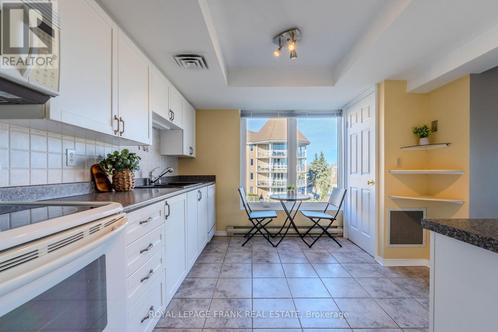 308 - 50 Rivermill Boulevard, Kawartha Lakes (Lindsay), Ontario  K9V 6C1 - Photo 16 - X12565346