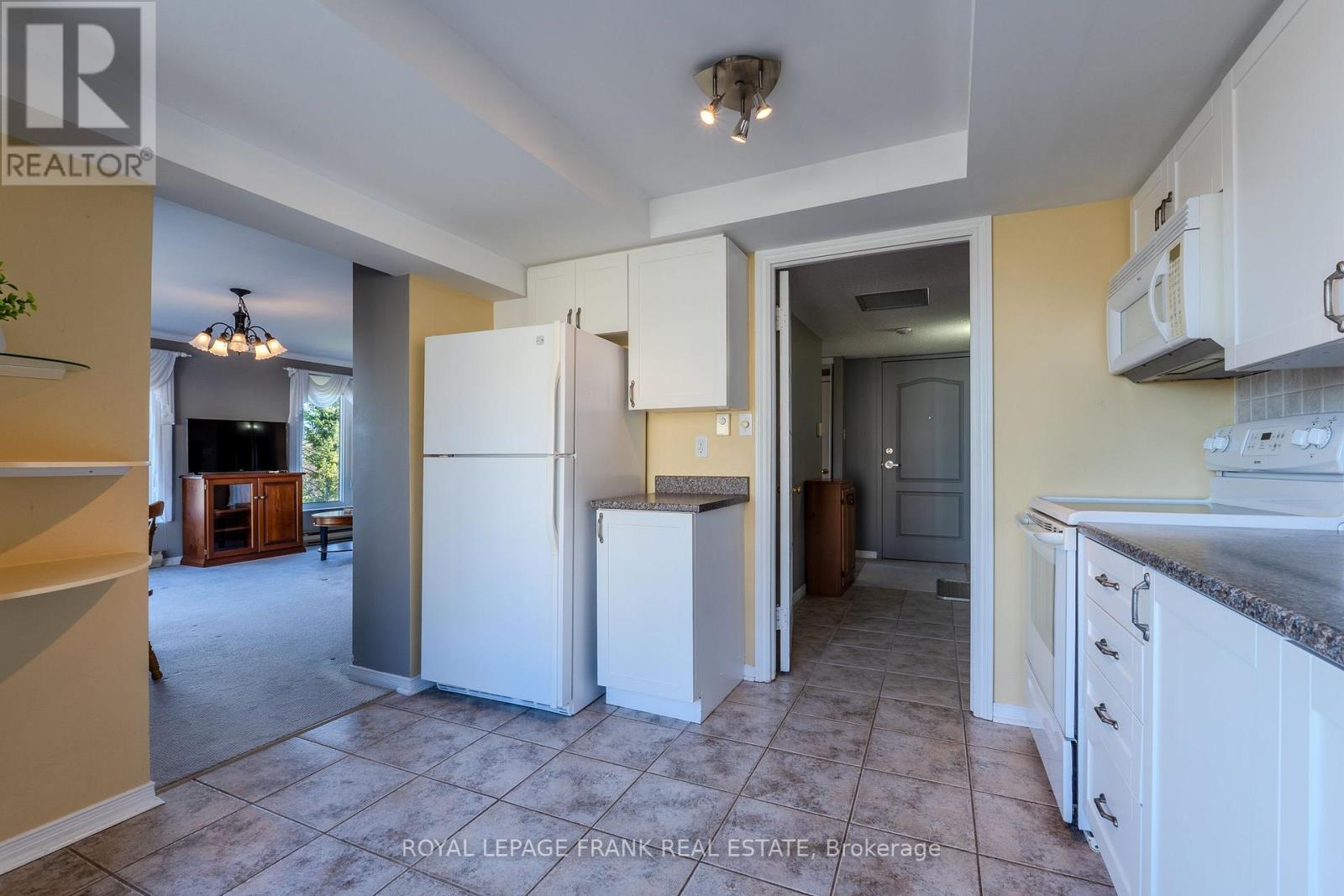 308 - 50 Rivermill Boulevard, Kawartha Lakes (Lindsay), Ontario  K9V 6C1 - Photo 18 - X12565346