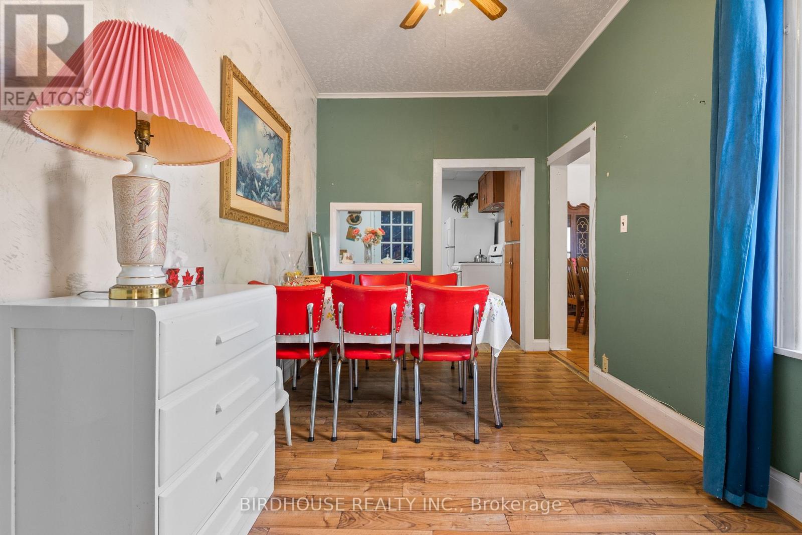 70 Ridout Street, Kawartha Lakes (Lindsay), Ontario  K9V 2B8 - Photo 11 - X12565910