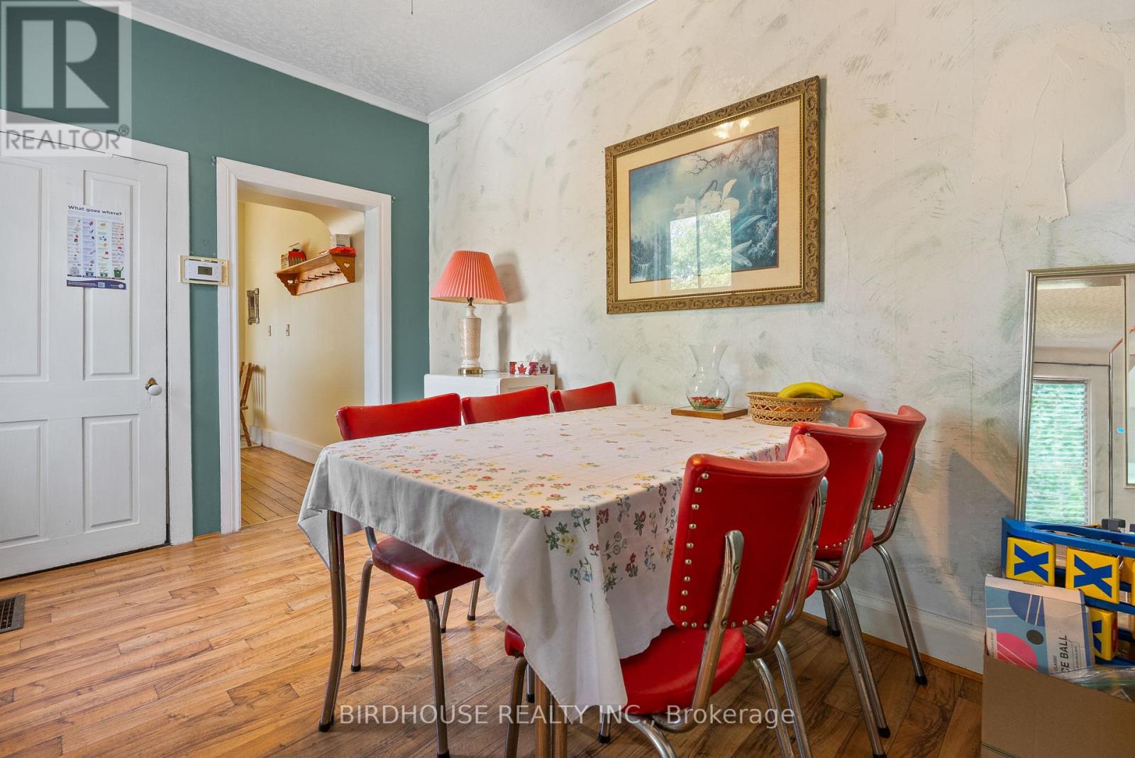 70 Ridout Street, Kawartha Lakes (Lindsay), Ontario  K9V 2B8 - Photo 13 - X12565910