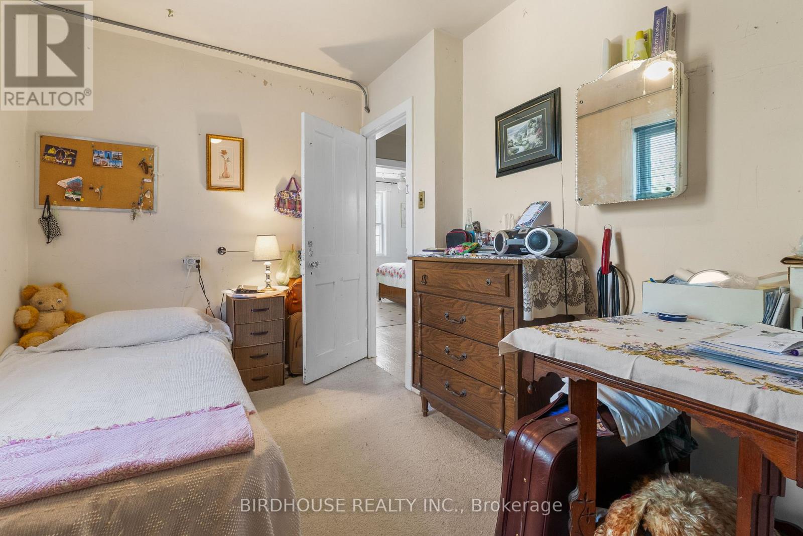 70 Ridout Street, Kawartha Lakes (Lindsay), Ontario  K9V 2B8 - Photo 20 - X12565910