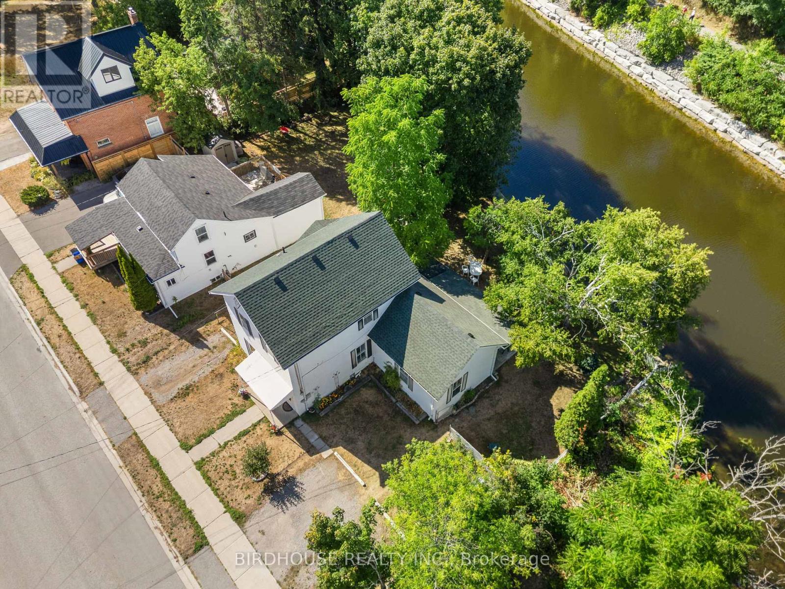 70 Ridout Street, Kawartha Lakes (Lindsay), Ontario  K9V 2B8 - Photo 34 - X12565910