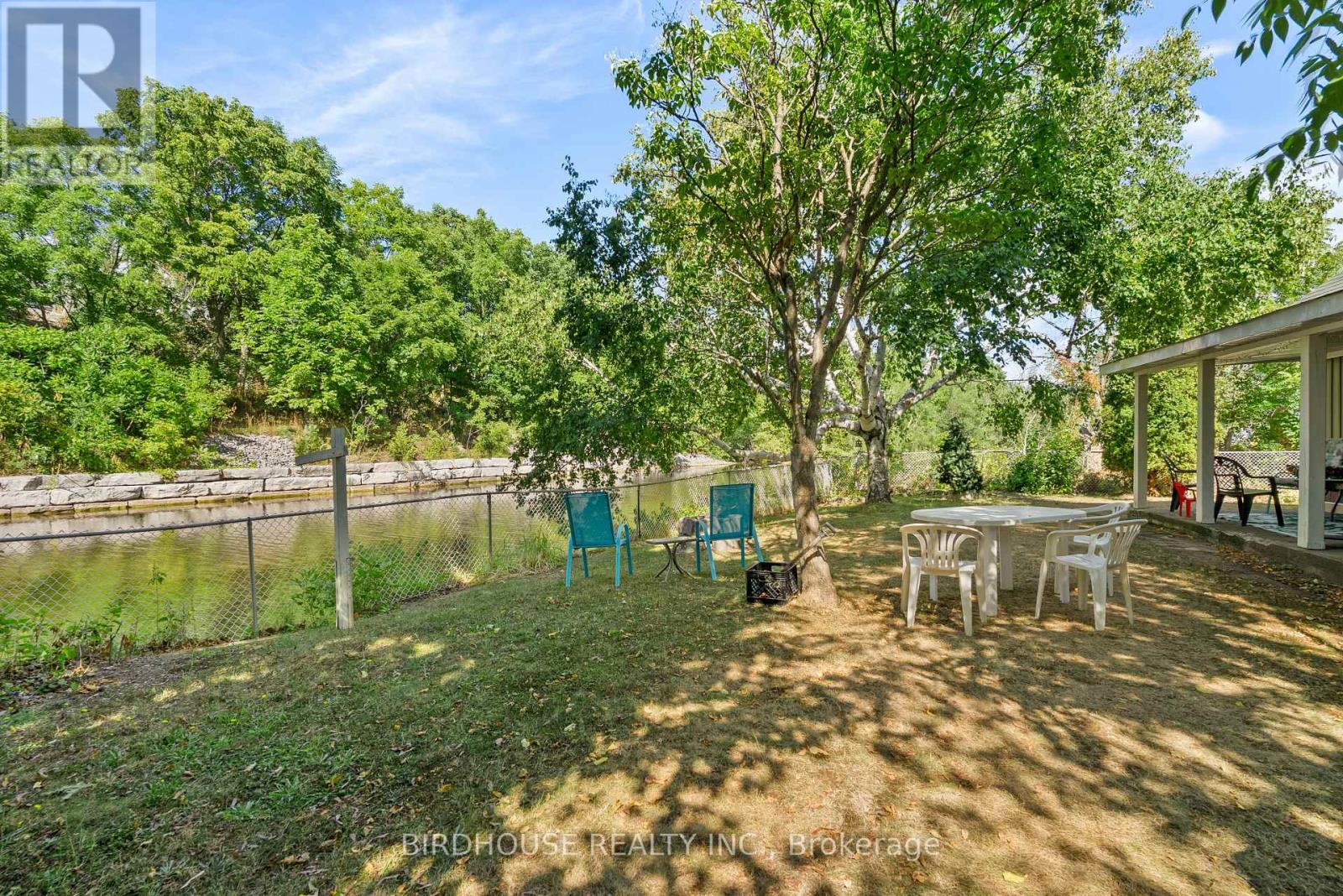 70 Ridout Street, Kawartha Lakes (Lindsay), Ontario  K9V 2B8 - Photo 37 - X12565910