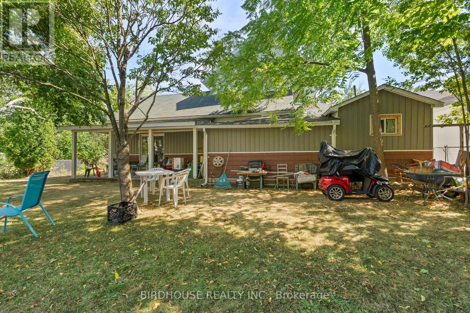 70 Ridout Street, Kawartha Lakes (Lindsay), Ontario  K9V 2B8 - Photo 39 - X12565910