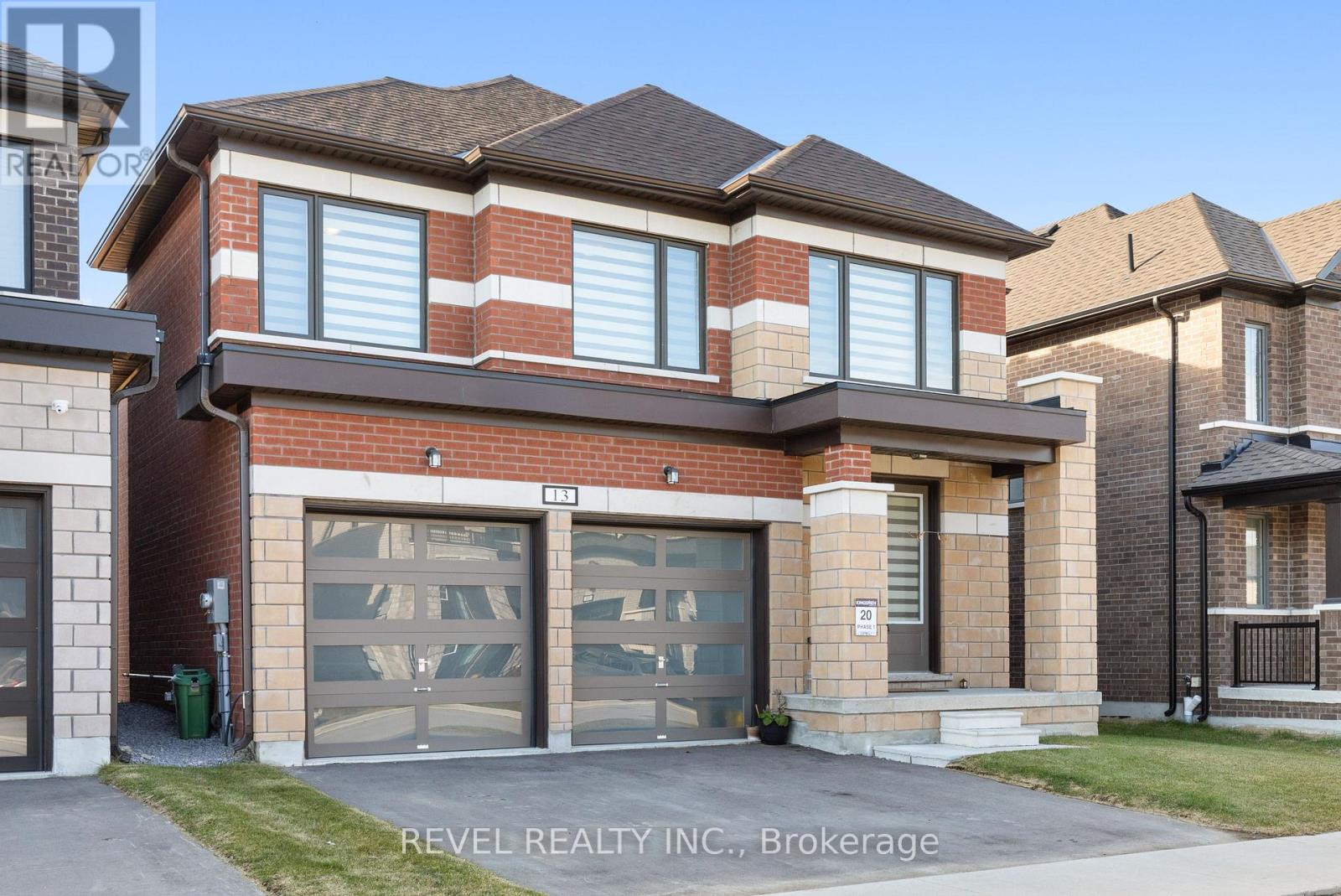 13 Corley Street, Kawartha Lakes (Lindsay), Ontario  K9V 6K2 - Photo 2 - X12566016