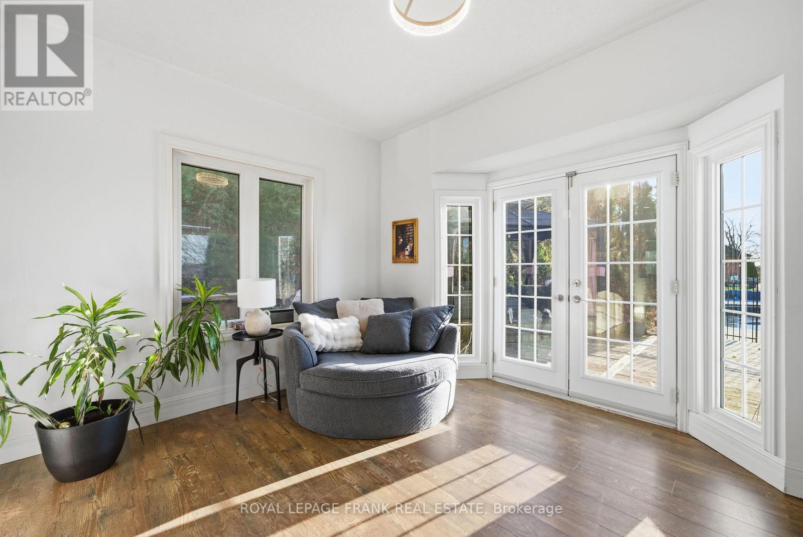 300 Snug Harbour Road, Kawartha Lakes (Fenelon), Ontario  K9V 4R6 - Photo 15 - X12566630