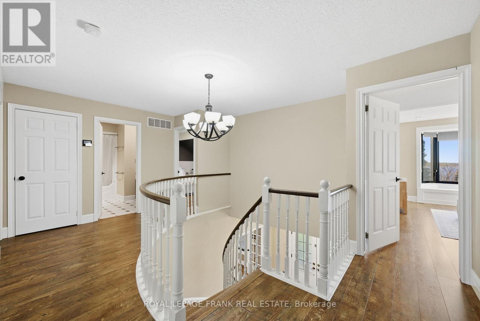 300 Snug Harbour Road, Kawartha Lakes (Fenelon), Ontario  K9V 4R6 - Photo 26 - X12566630