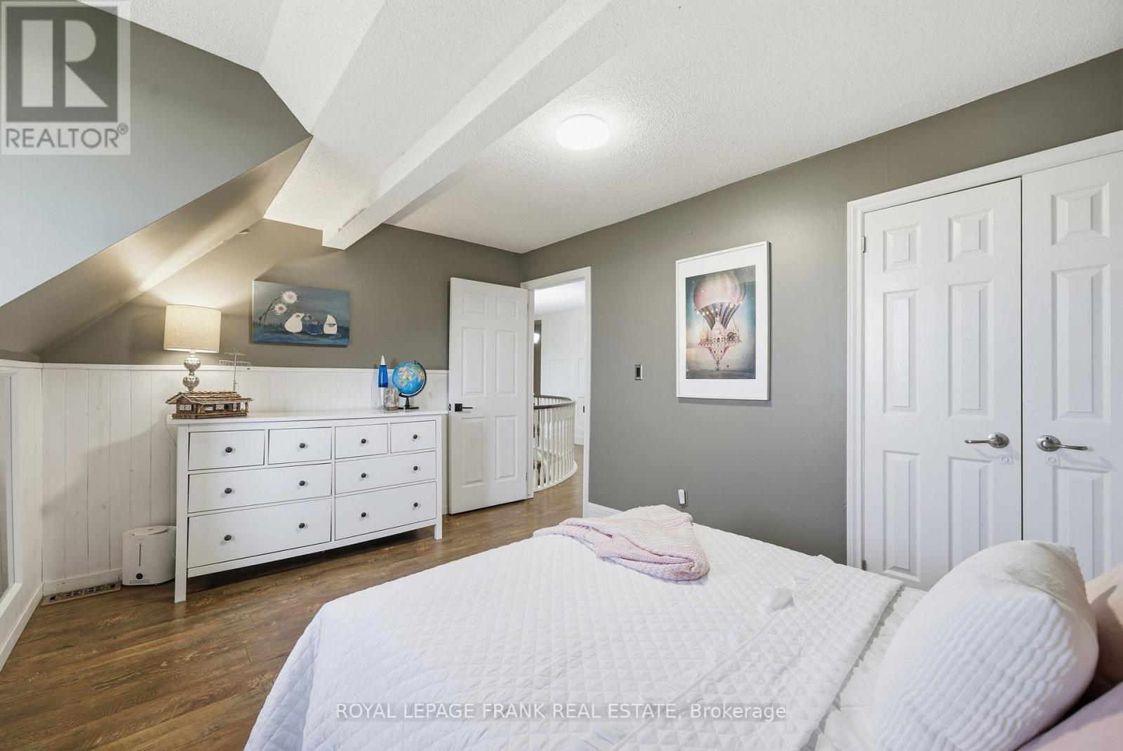 300 Snug Harbour Road, Kawartha Lakes (Fenelon), Ontario  K9V 4R6 - Photo 37 - X12566630