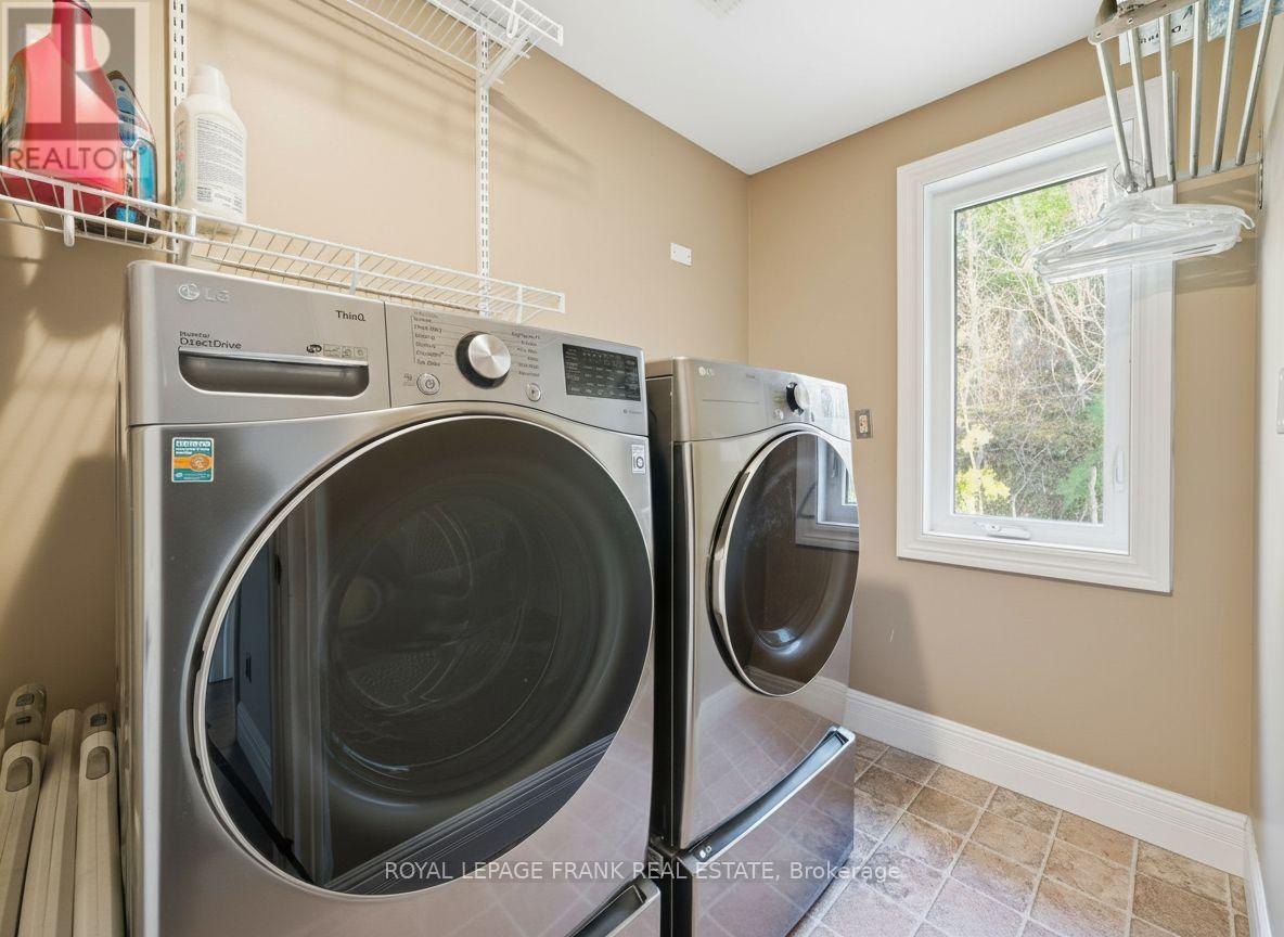 300 Snug Harbour Road, Kawartha Lakes (Fenelon), Ontario  K9V 4R6 - Photo 39 - X12566630