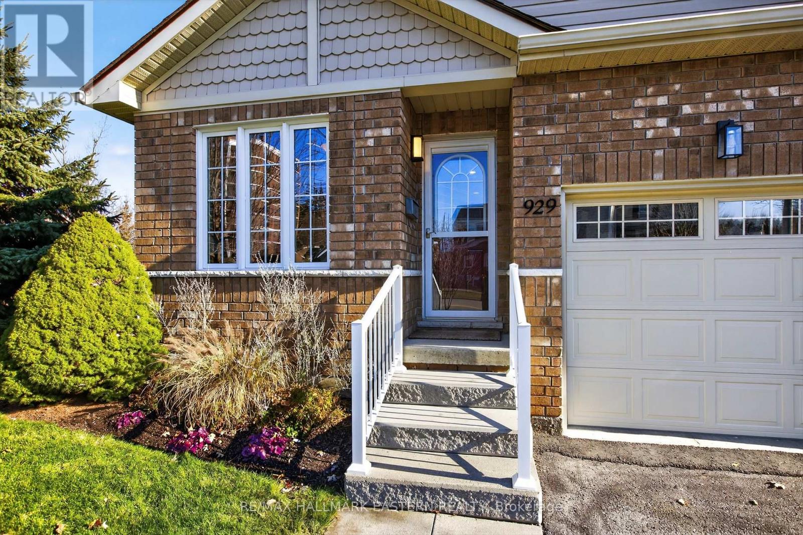 #1 - 929 Wentworth Street, Peterborough (Otonabee Ward 1), Ontario  K9J 8R7 - Photo 4 - X12567010