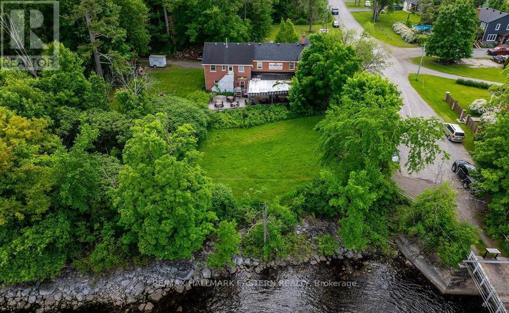 2057 Old Highway 28, Douro-Dummer, Ontario  K0L 3G0 - Photo 9 - X12567040