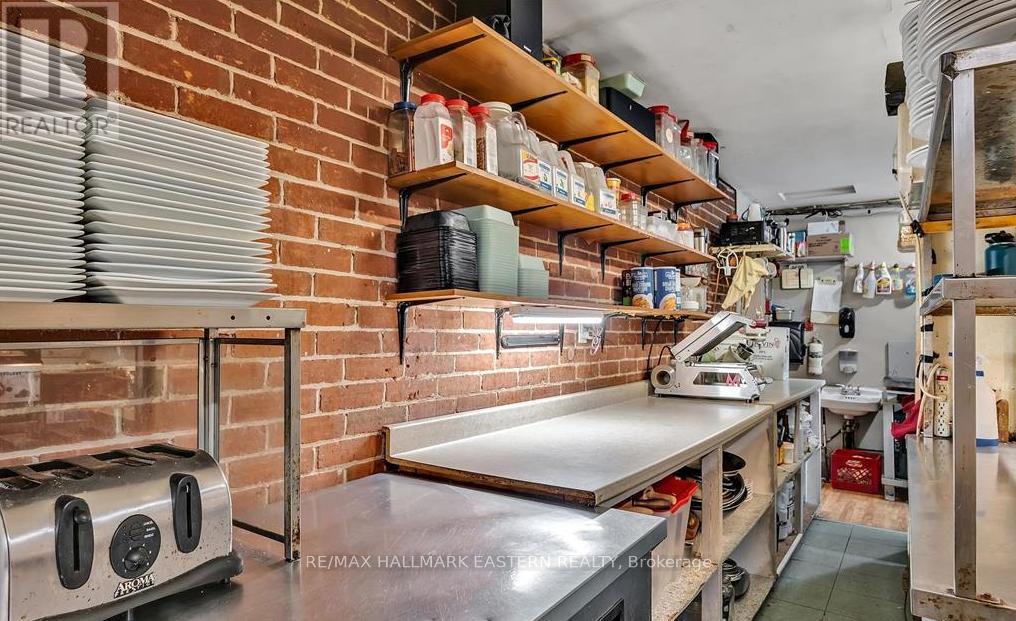 2057 Old Highway 28, Douro-Dummer, Ontario  K0L 3G0 - Photo 32 - X12567092