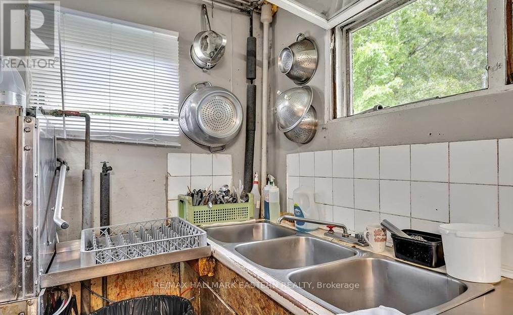 2057 Old Highway 28, Douro-Dummer, Ontario  K0L 3G0 - Photo 34 - X12567092