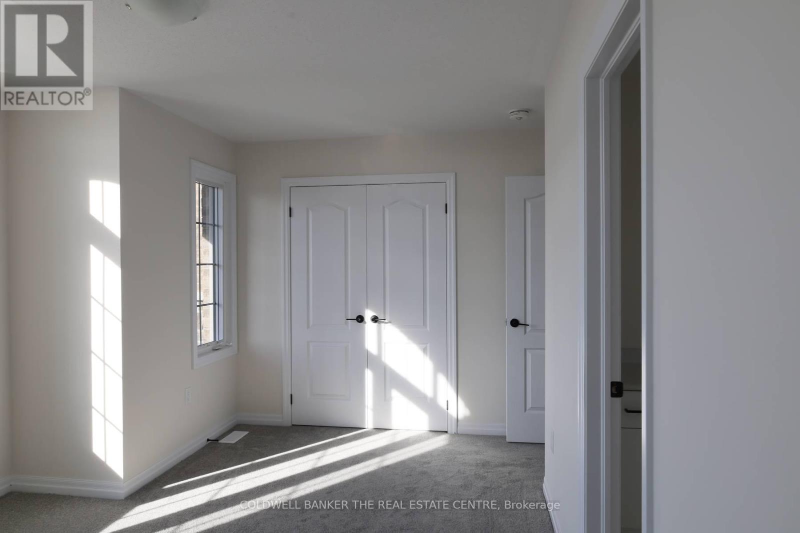 6 Fisher Road, Kawartha Lakes (Lindsay), Ontario  K9V 0P9 - Photo 26 - X12566954