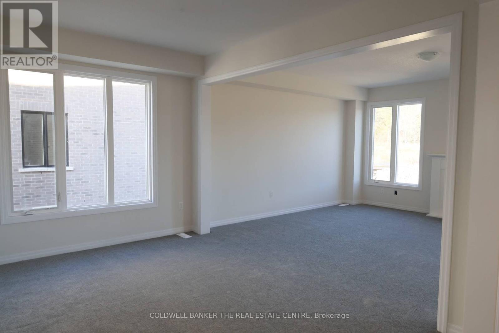 6 Fisher Road, Kawartha Lakes (Lindsay), Ontario  K9V 0P9 - Photo 6 - X12566954