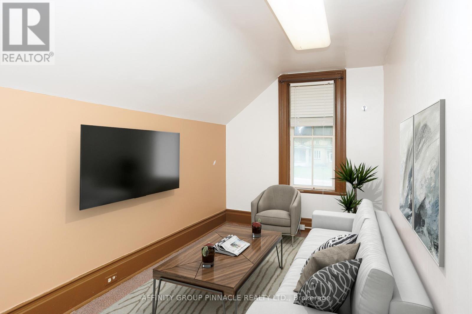 221 Kent Street W, Kawartha Lakes (Lindsay), Ontario  K9V 2Z1 - Photo 36 - X12567372