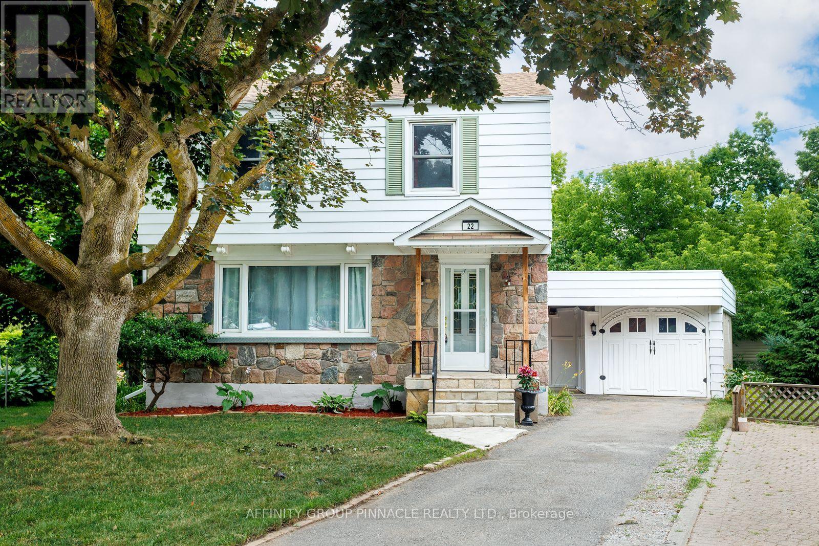 22 Sunset Court, Kawartha Lakes (Lindsay), Ontario  K9V 2S1 - Photo 1 - X12567384