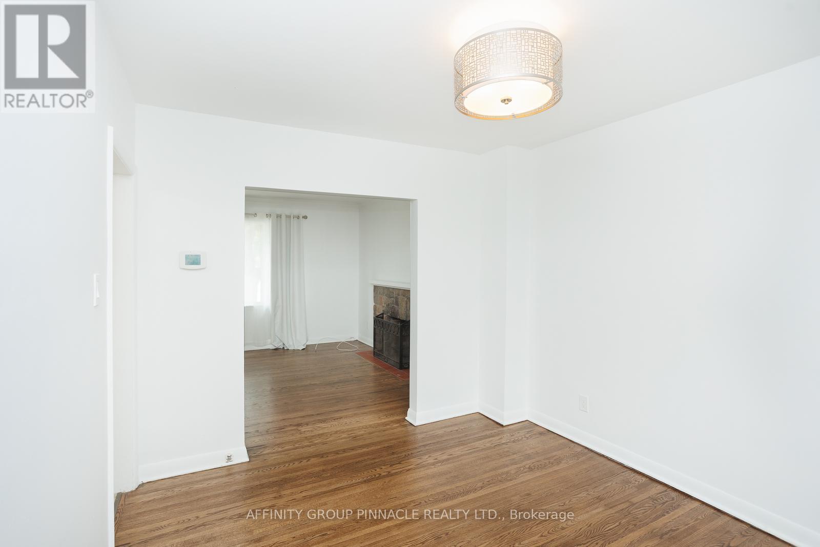 22 Sunset Court, Kawartha Lakes (Lindsay), Ontario  K9V 2S1 - Photo 13 - X12567384