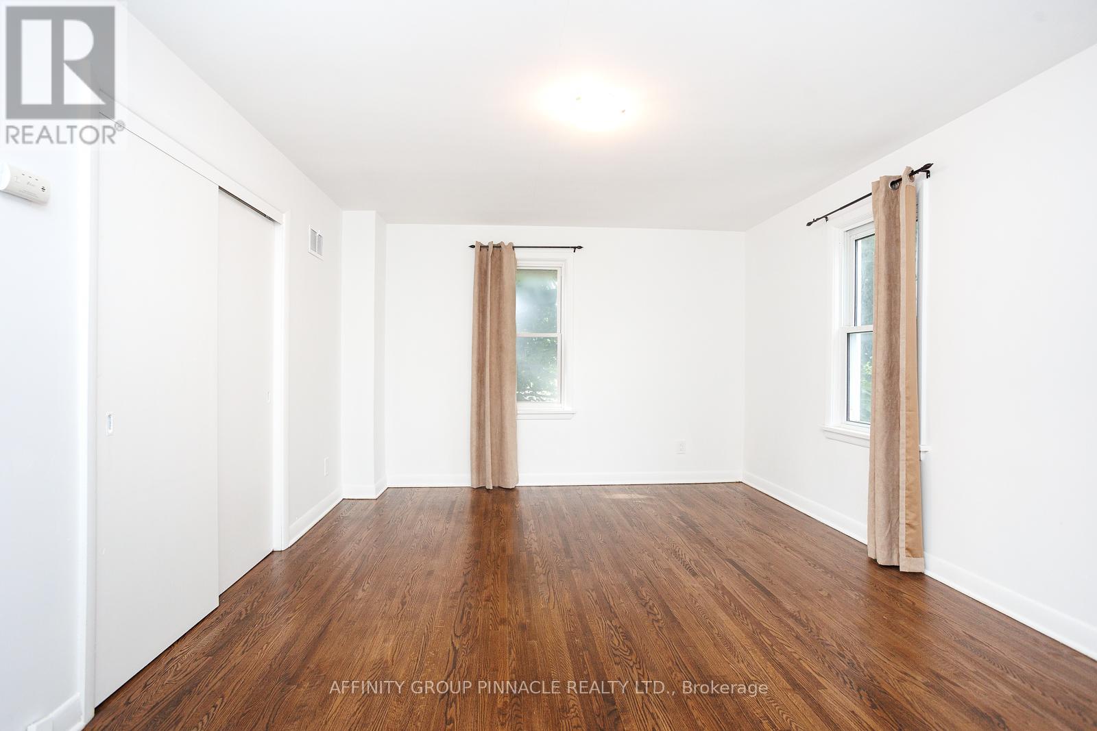 22 Sunset Court, Kawartha Lakes (Lindsay), Ontario  K9V 2S1 - Photo 23 - X12567384