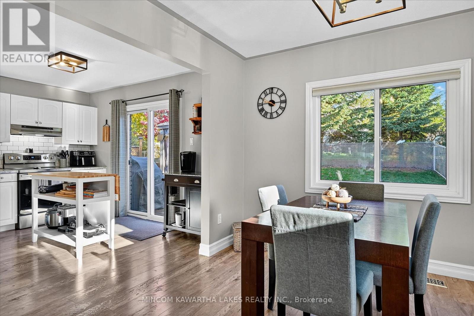 105 Haden Avenue, Peterborough (Northcrest Ward 5), Ontario  K9H 7P7 - Photo 12 - X12567694