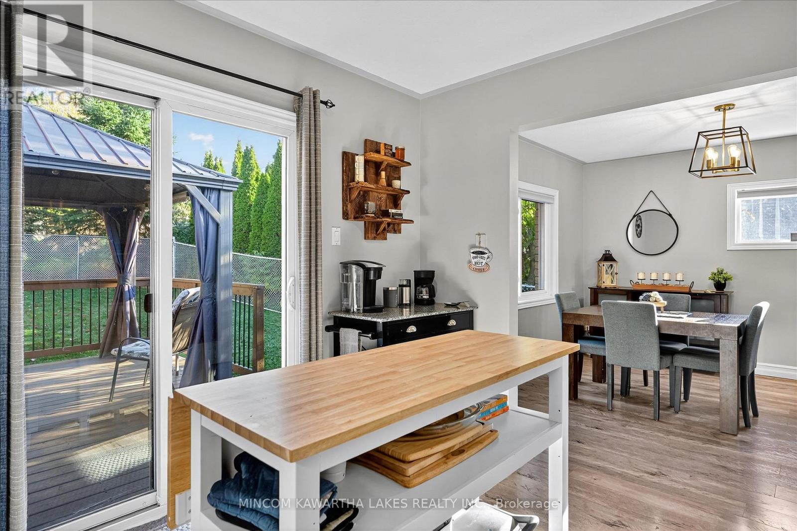 105 Haden Avenue, Peterborough (Northcrest Ward 5), Ontario  K9H 7P7 - Photo 17 - X12567694