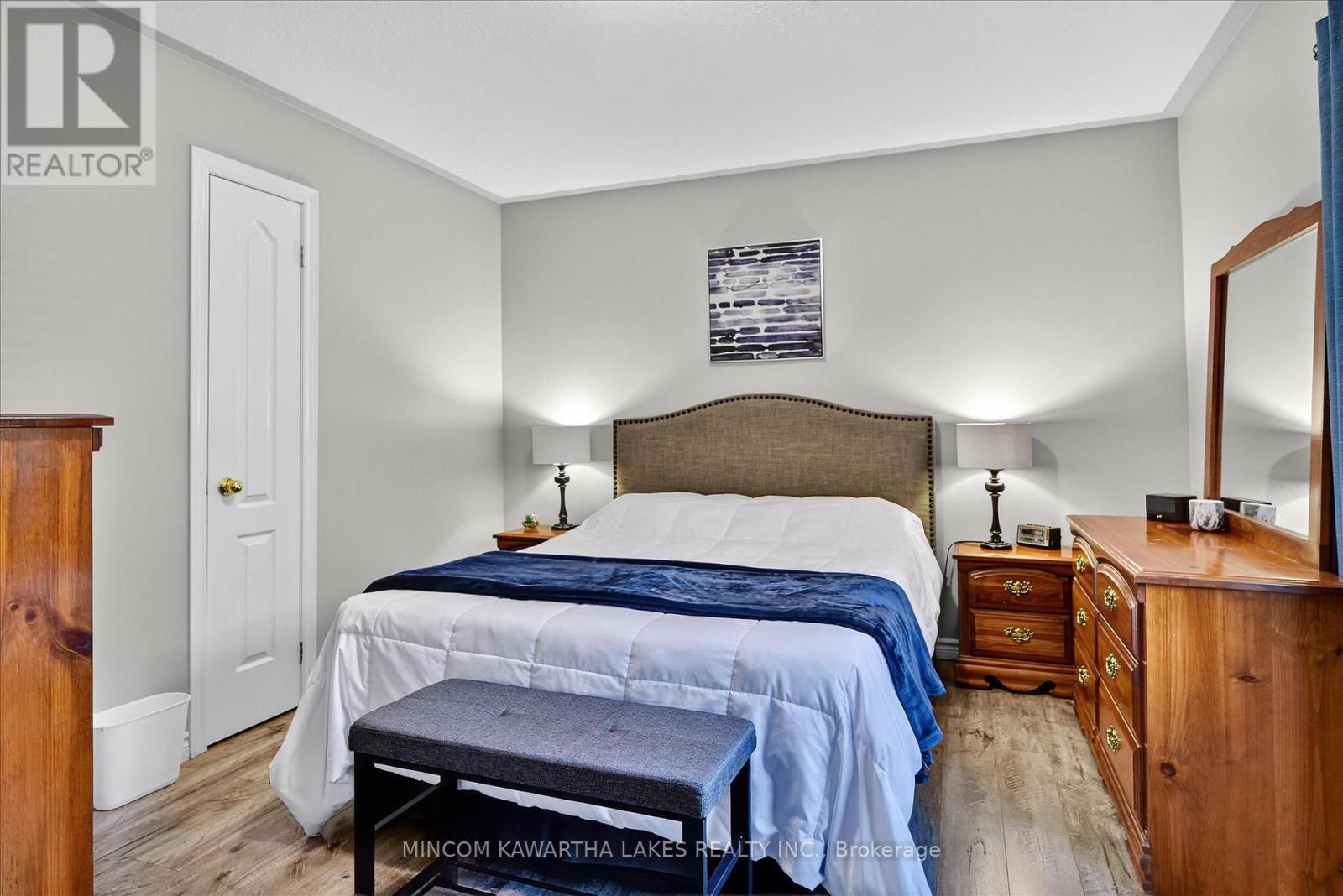 105 Haden Avenue, Peterborough (Northcrest Ward 5), Ontario  K9H 7P7 - Photo 33 - X12567694