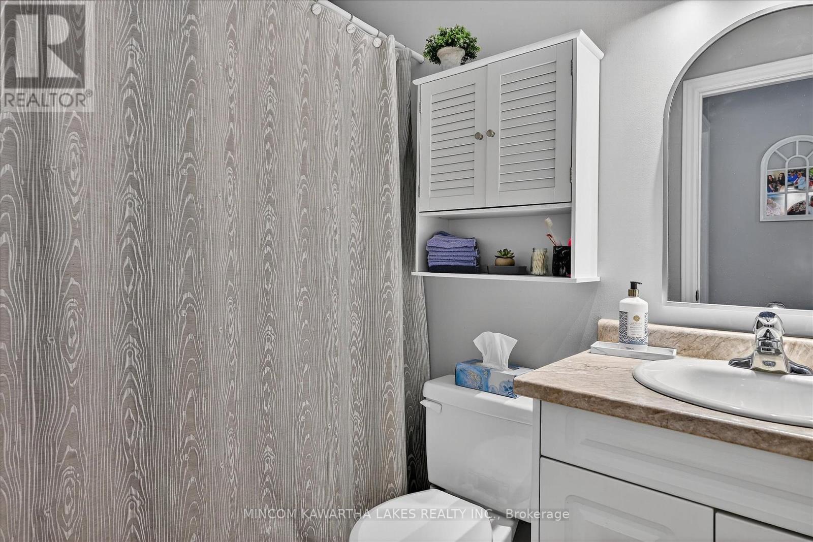 105 Haden Avenue, Peterborough (Northcrest Ward 5), Ontario  K9H 7P7 - Photo 36 - X12567694