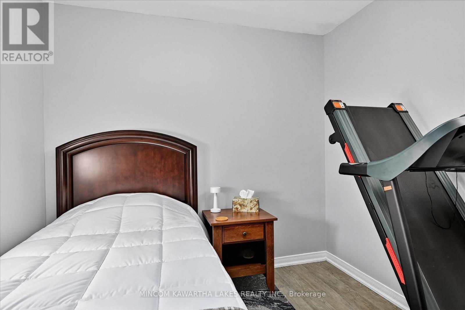 105 Haden Avenue, Peterborough (Northcrest Ward 5), Ontario  K9H 7P7 - Photo 46 - X12567694