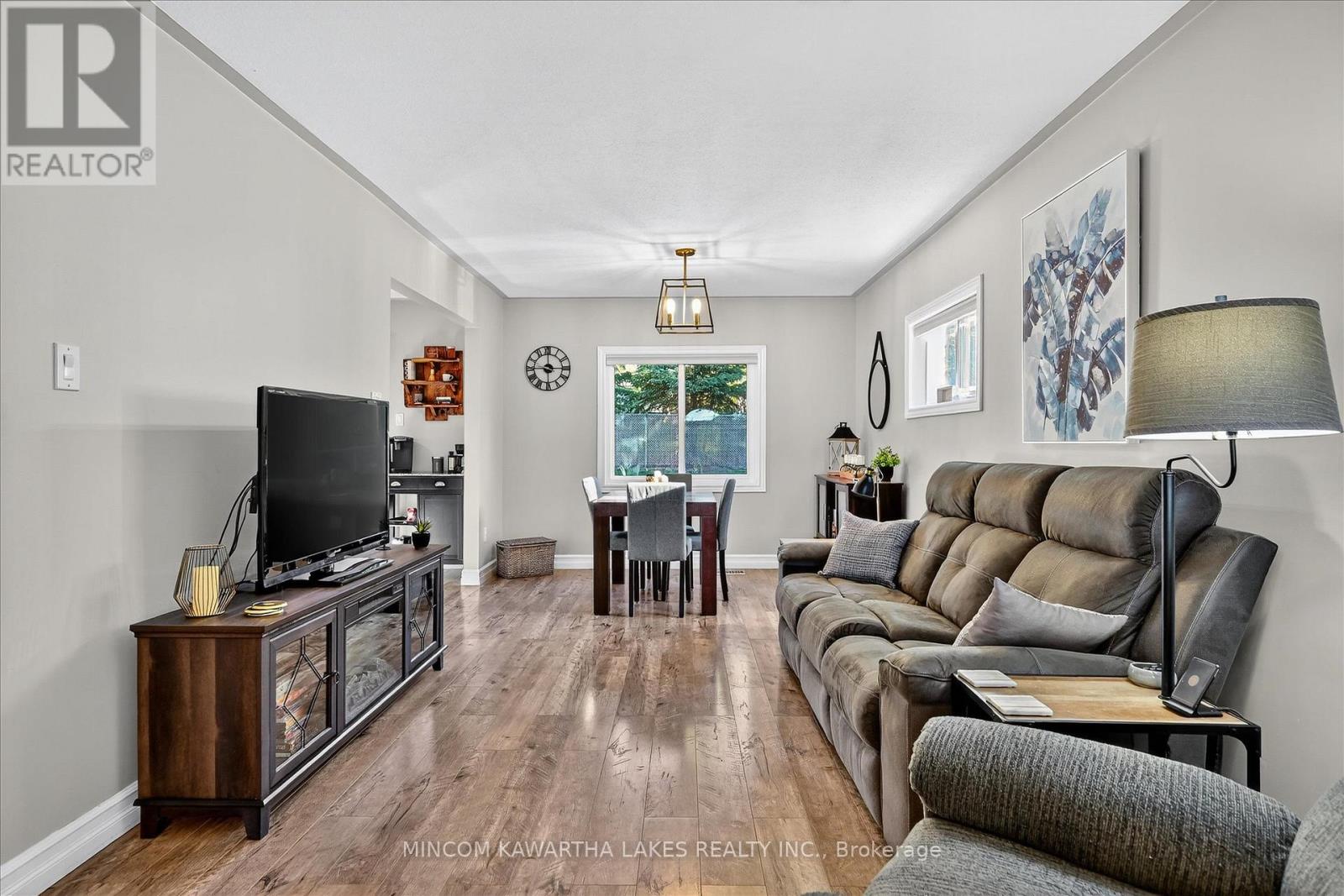 105 Haden Avenue, Peterborough (Northcrest Ward 5), Ontario  K9H 7P7 - Photo 6 - X12567694