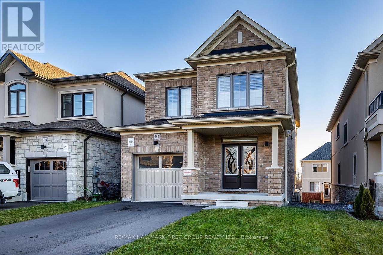 183 Flood Avenue, Clarington (Newcastle), Ontario  L1B 0W5 - Photo 3 - E12567836