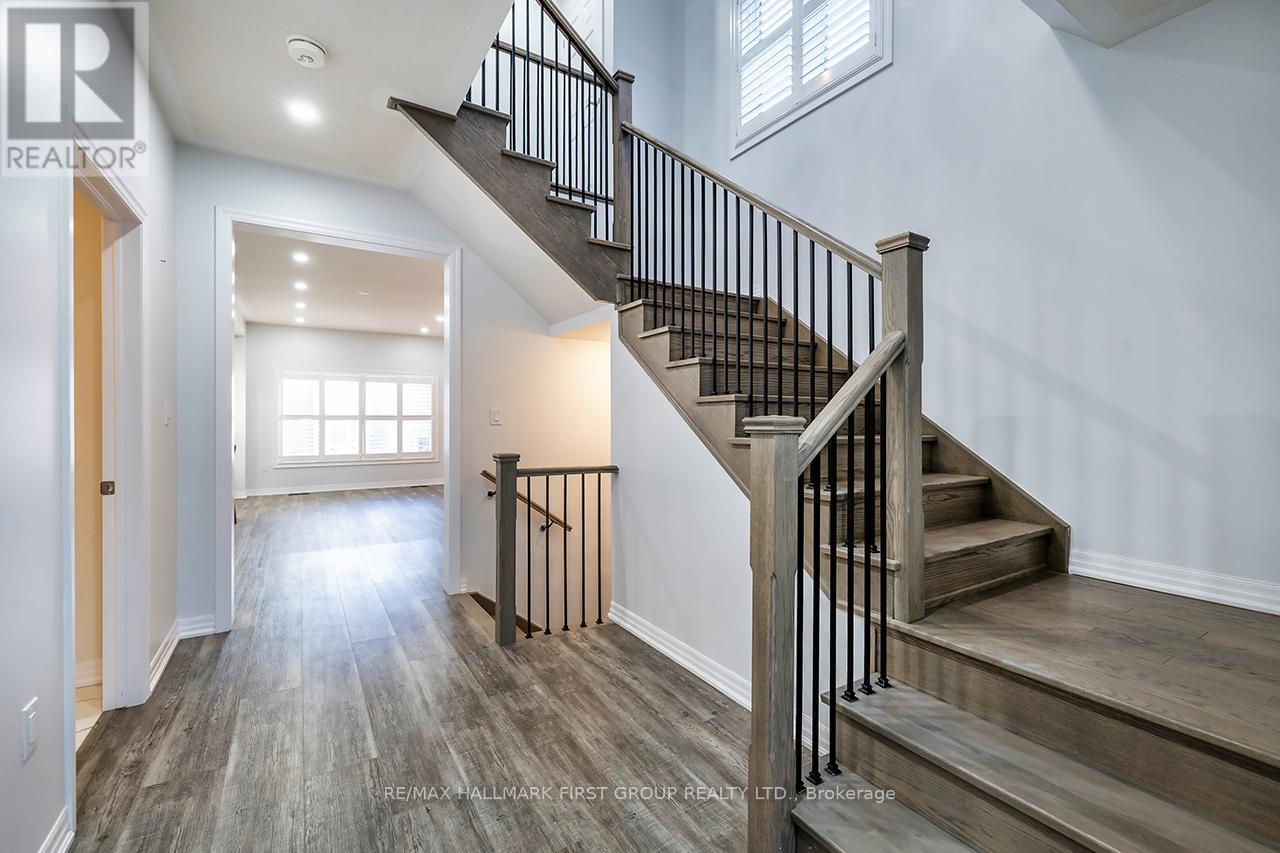 183 Flood Avenue, Clarington (Newcastle), Ontario  L1B 0W5 - Photo 6 - E12567836