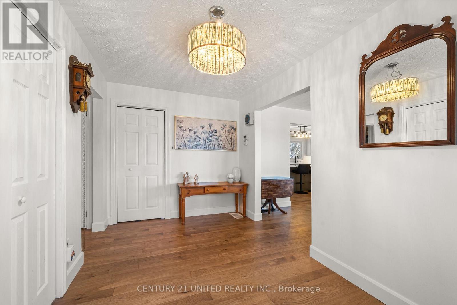 2425 Preston Road, Cavan Monaghan (Cavan-Monaghan), Ontario  L0A 1C0 - Photo 5 - X12568190