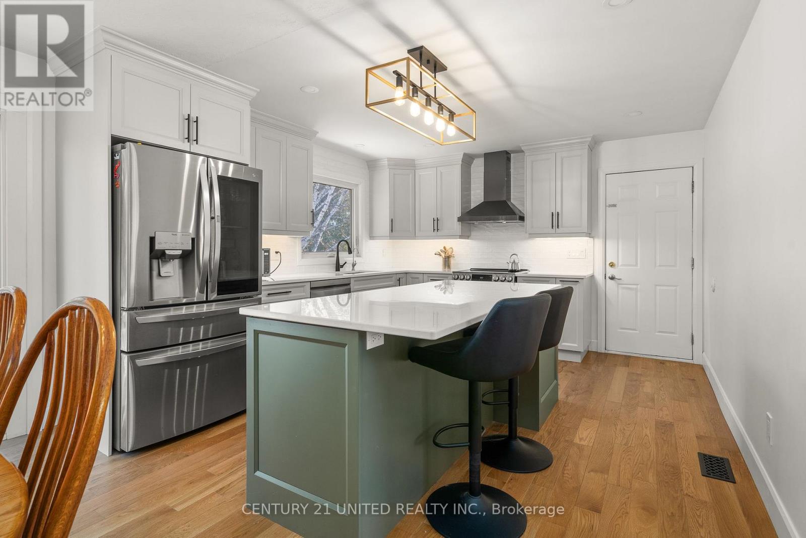 2425 Preston Road, Cavan Monaghan (Cavan-Monaghan), Ontario  L0A 1C0 - Photo 6 - X12568190