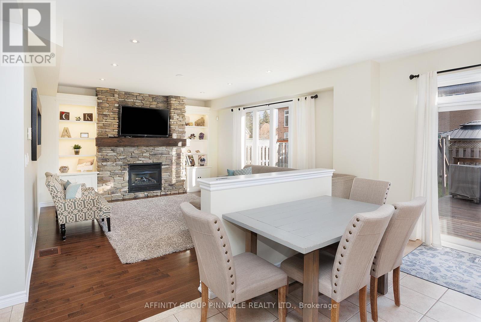 31 Ellis Crescent, Kawartha Lakes (Lindsay), Ontario  K9V 0A5 - Photo 19 - X12568208