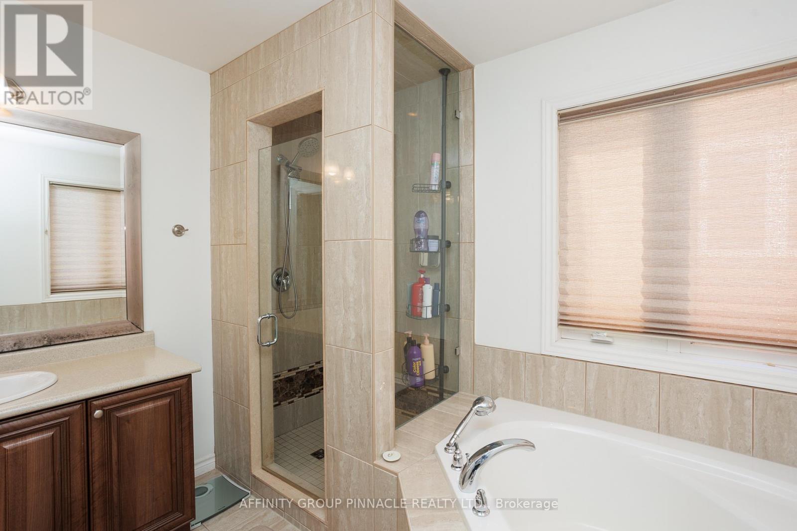 31 Ellis Crescent, Kawartha Lakes (Lindsay), Ontario  K9V 0A5 - Photo 29 - X12568208